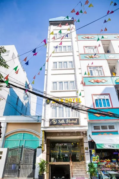 Silk Hotel near Tan Son Nhat Airport – 照片 5